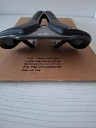 Sillín Prologo Scratch M5 Tirox 140