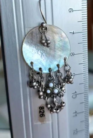 Pendientes largos nácar y plateados