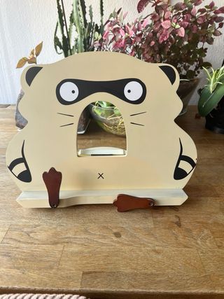 Ferro da libro / Espositore in legno di procione