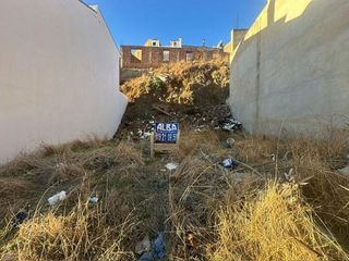 Terreno en venta en Centro Histórico en Vélez-Málaga