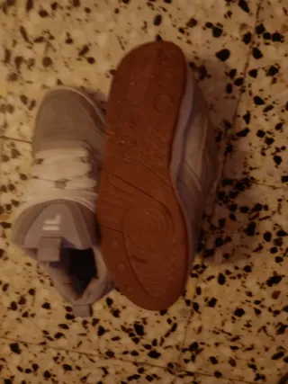 Zapatillas Fila grises