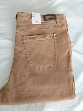 Pantalón camel Lloyd's 48 (pequeña) A ESTRENAR