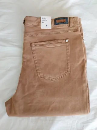 Pantalón camel Lloyd's 48 (pequeña) A ESTRENAR