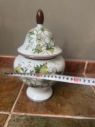 Jarrón de cerámica ALJUSA con tapa