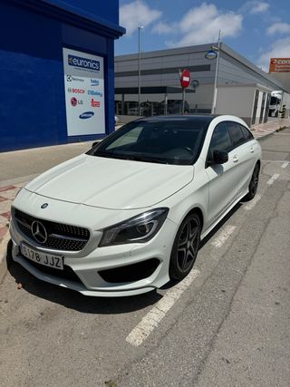 Mercedes-Benz Clase CLA 2015