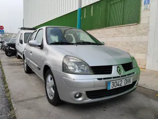 Renault Clio 2005