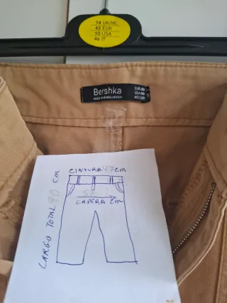Pantalón cargo Bershka beige mujer