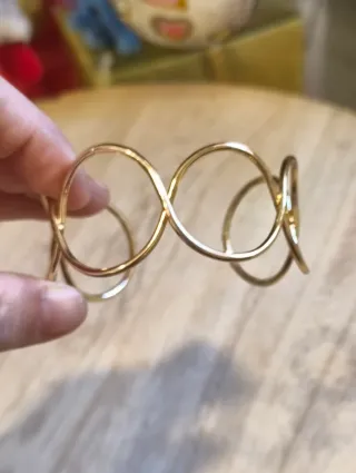 Bracciale donna metallo dorato rigido