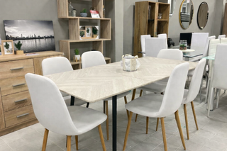 Mesa extensible moderna + 6 sillas - OFERTA