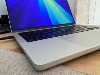 MacBook Pro M1 Pro 16GB/512GB Plata - 196 ciclos