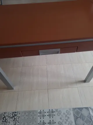 Mesa de cocina extensible  madera y metal