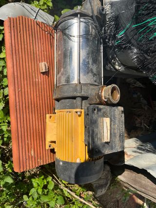 Bomba de agua eléctrica