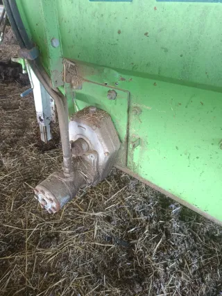 Encamadora Tatoma E-225