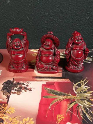 Set 3 Statuine Buddha Felice Rosse