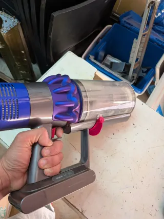 Dyson SV12 Aspirapolvere con Batteria