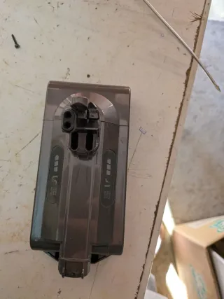 Dyson SV12 Aspirapolvere con Batteria