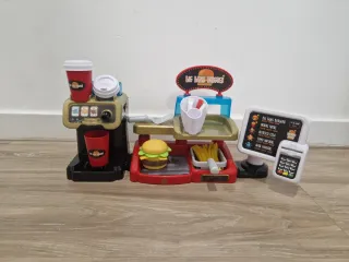 Hamburguesería infantil de juguete