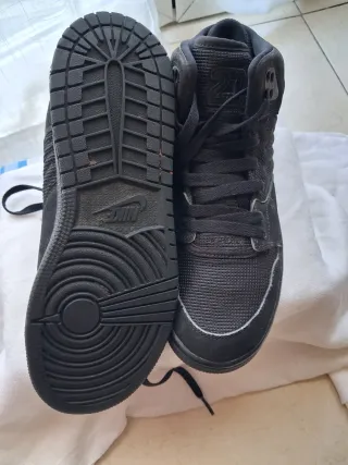 Nike Air Flight 38.5 nere