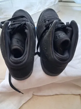 Nike Air Flight 38.5 nere