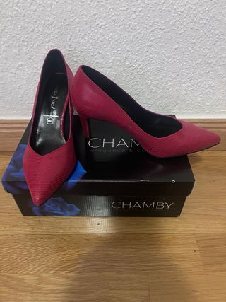 Zapatos piel rojos sin usar