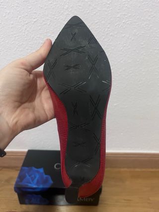 Zapatos piel rojos sin usar