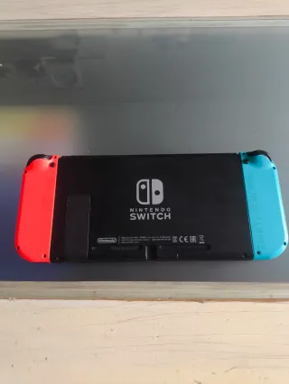 Nintendo Switch Azul y Rojo