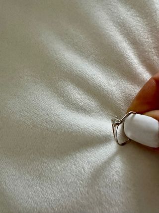 Anello solitario oro bianco 750