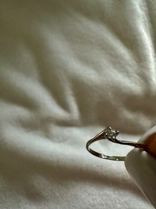 Anello solitario oro bianco 750