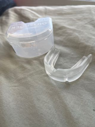 Guantes Boxeo Outshock + Vendas Venum + Bucal