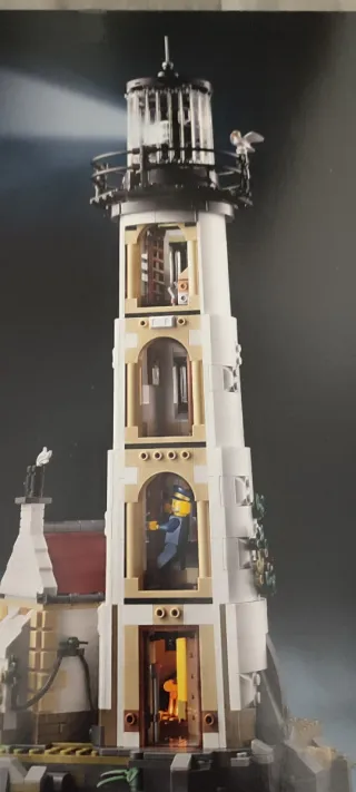 LEGO Ideas Faro Motorizzato 21335