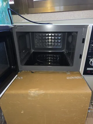 Microondas INFINITON Blanco