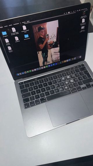 MacBook Pro 2020 Gris Espacial