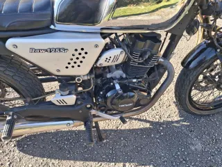 Hanway 125 Black Café - ITV recién pasada