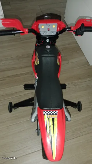 Moto eléctrica infantil Feber roja