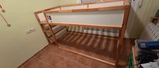 Cama KURA Ikea reversible dos alturas 90×200
