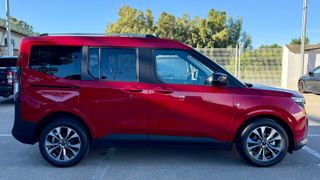 FORD Tourneo Courier 1.0 Ecoboost Titanium