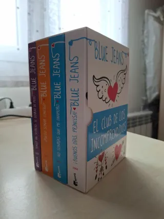 Estuche El Club de los Incomprendidos