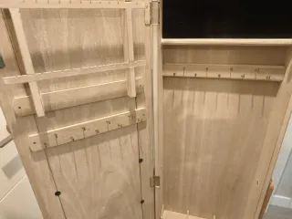 Espejo joyero de pie madera natural