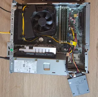 HP ProDesk 600 G5 SFF i7-9700 RAM24GB RTX3050