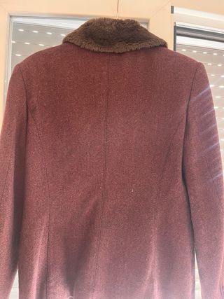 Elegante chaqueta paño cuello piel