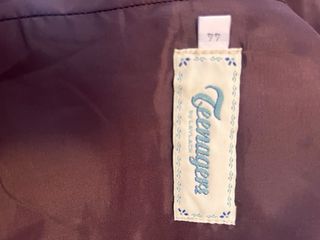 Elegante chaqueta paño cuello piel