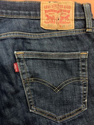 Pantalón Levi's 511 W34 L32 con elastina