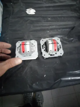 Interruptor Simon 77 Conmutador Rápido