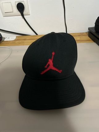 Gorras de diferentes marcas