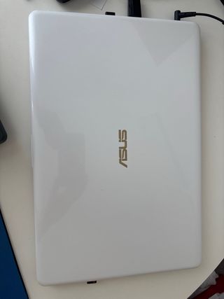 Portátil ASUS VivoBook – Intel Core i5 (8ª gen)