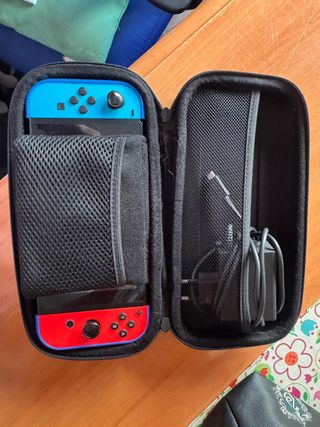 Nintendo Switch + Animal Crossing