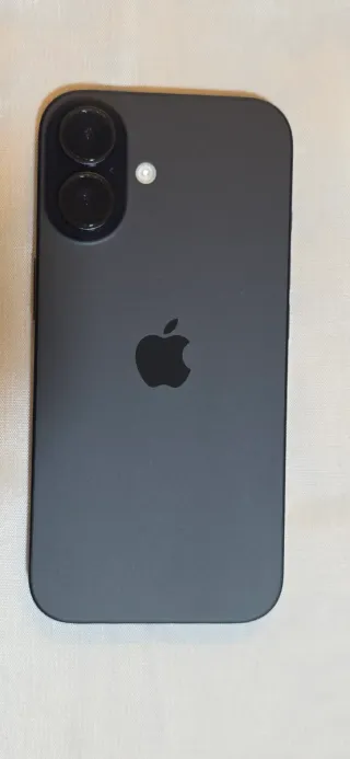 iPhone 16 Negro