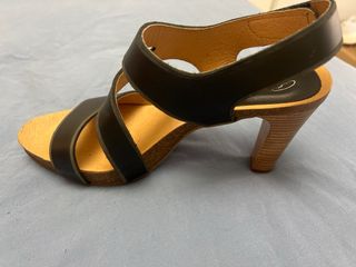 Zapato alto negro talla 40