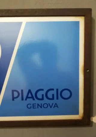 Insegna Piaggio Genova con cornice