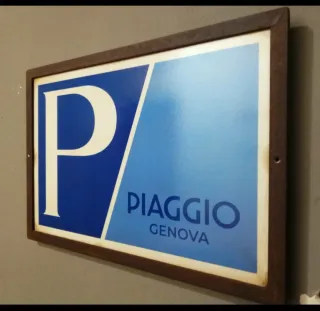 Insegna Piaggio Genova con cornice